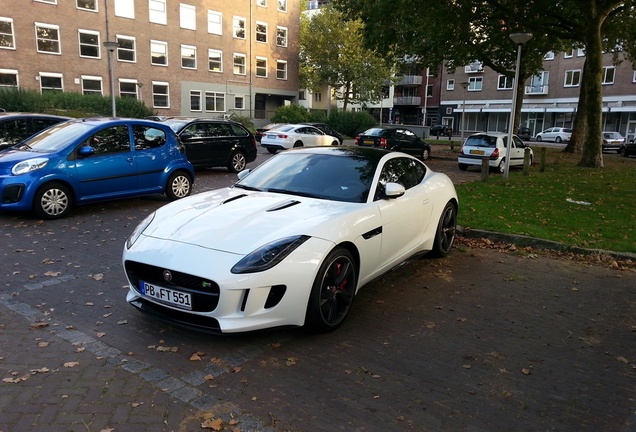 Jaguar F-TYPE R Coupé