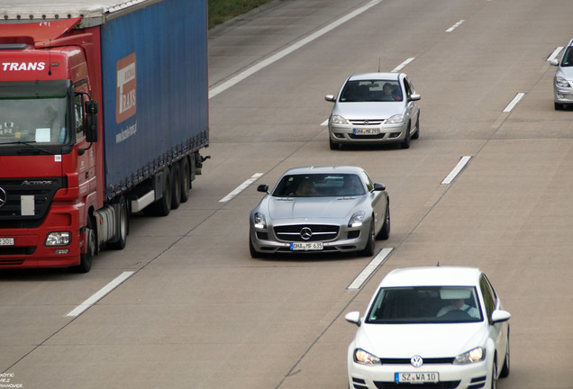 Mercedes-Benz SLS AMG GT