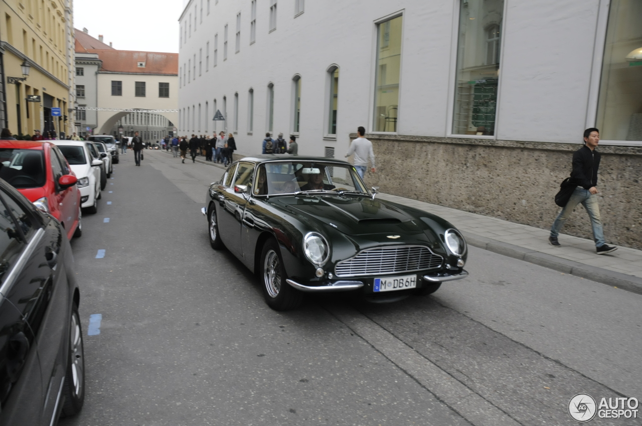 Aston Martin DB6 Vantage MKI