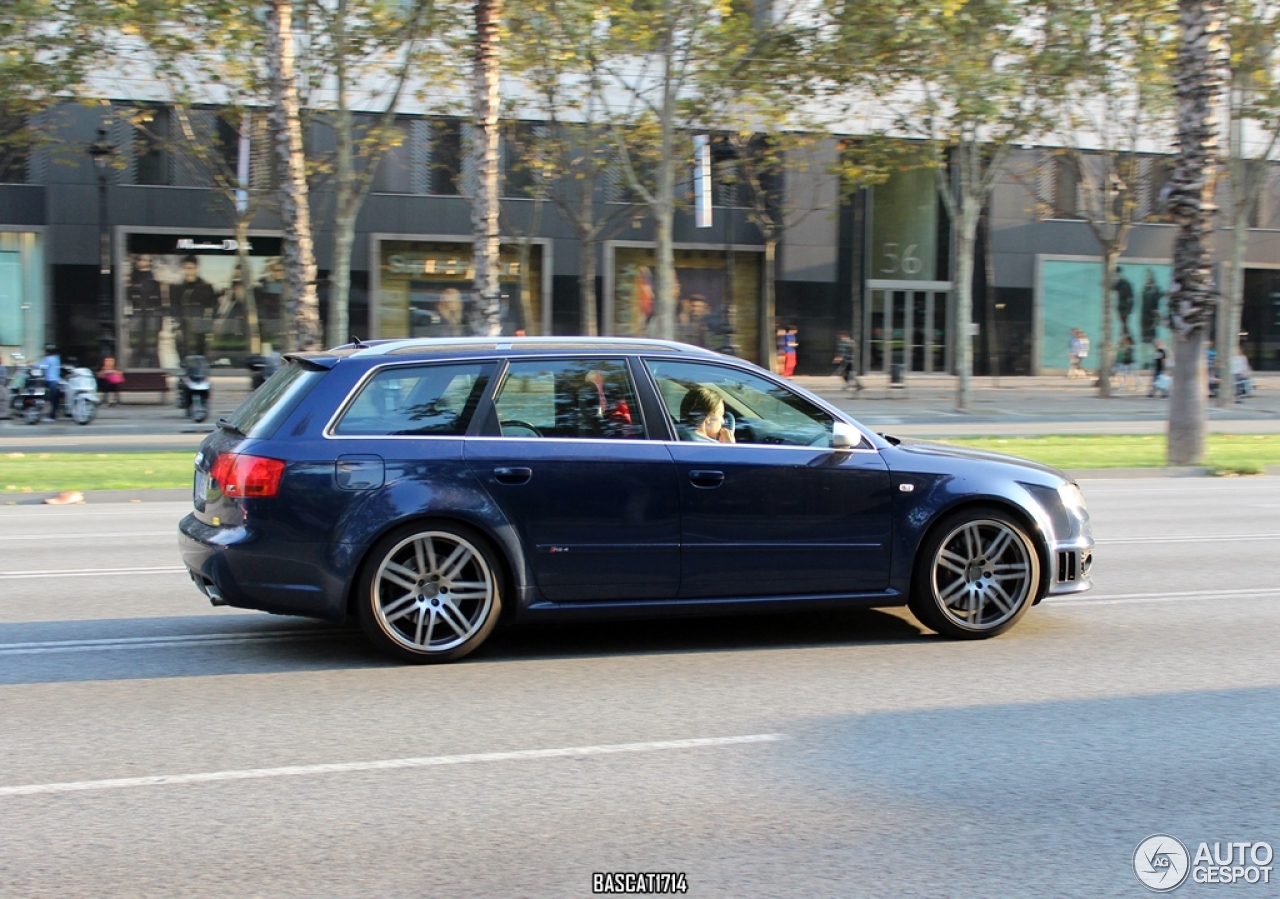 Audi RS4 Avant B7