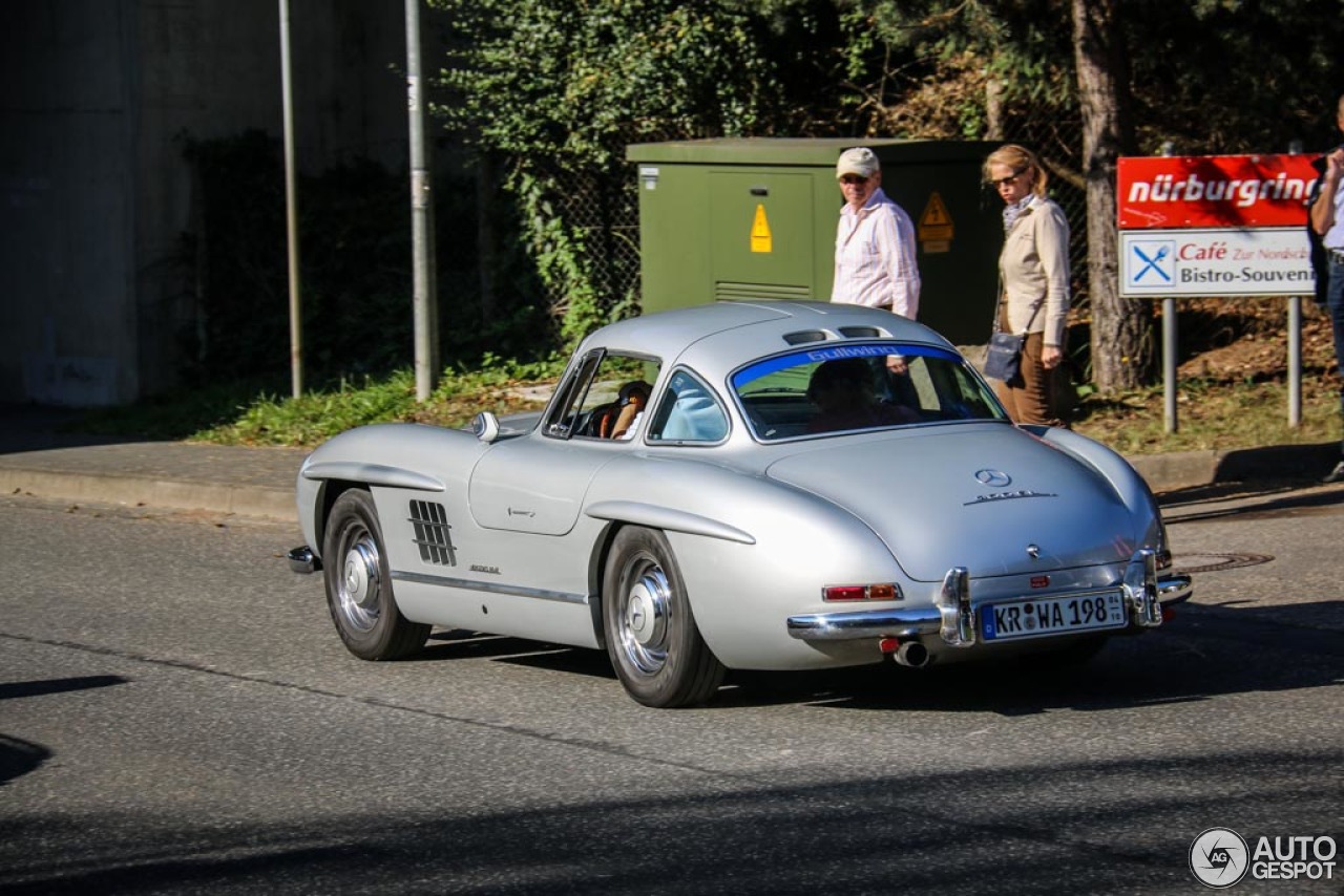 Mercedes-Benz 300SL Gullwing