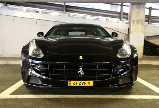 Ferrari FF