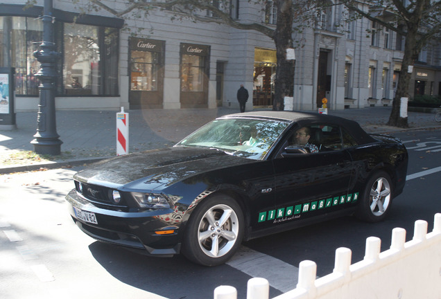 Ford Mustang GT Convertible 2011