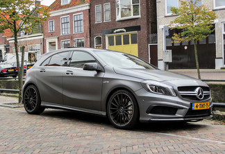 Mercedes-Benz A 45 AMG