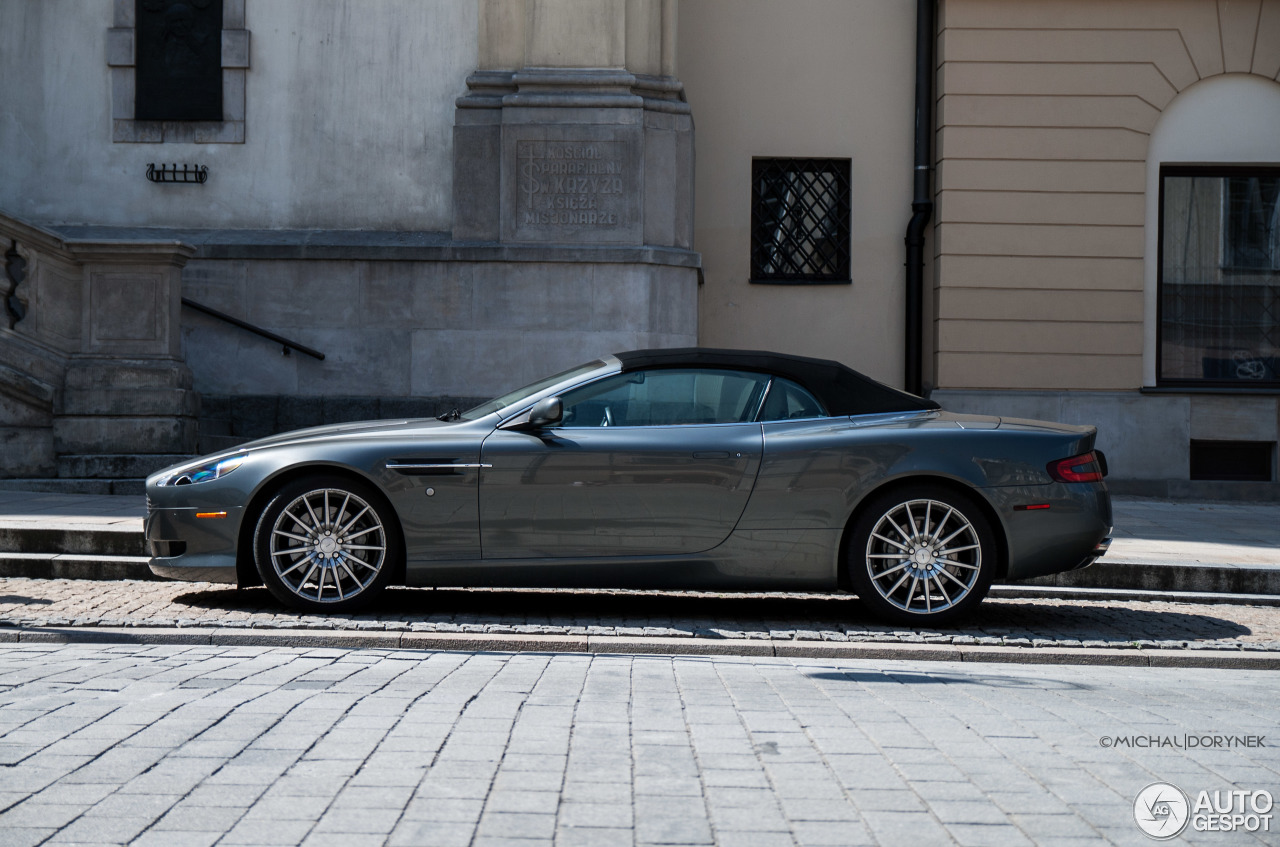 Aston Martin DB9 Volante