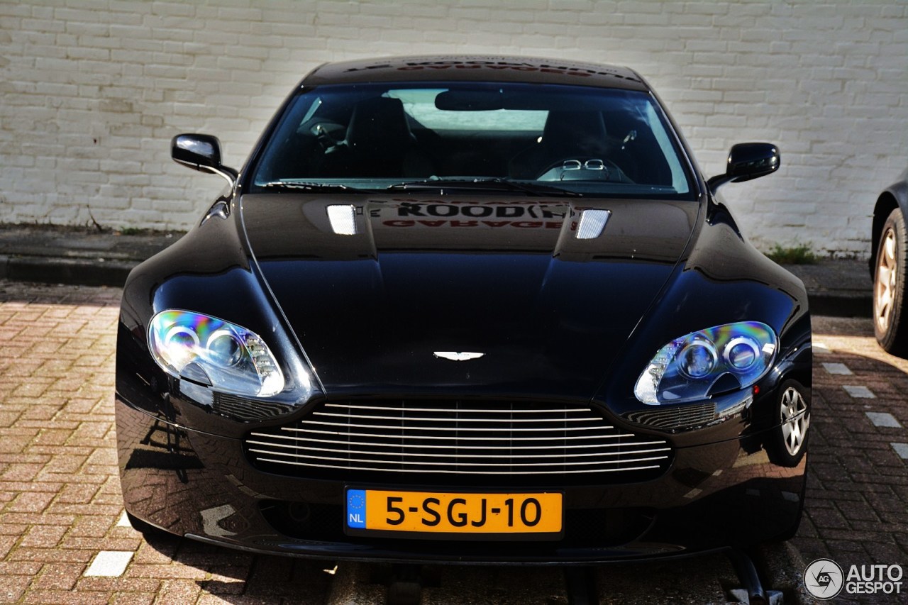 Aston Martin V8 Vantage