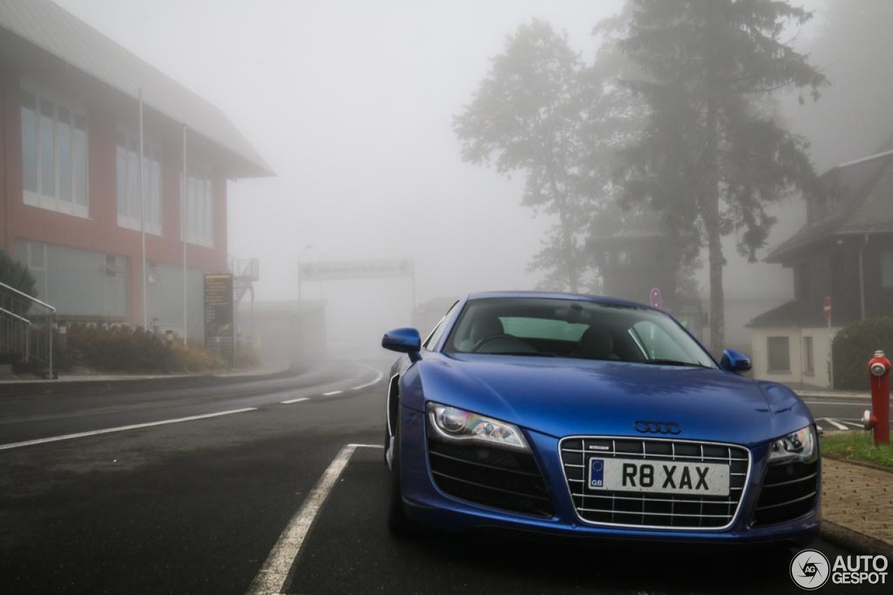 Audi R8 V10