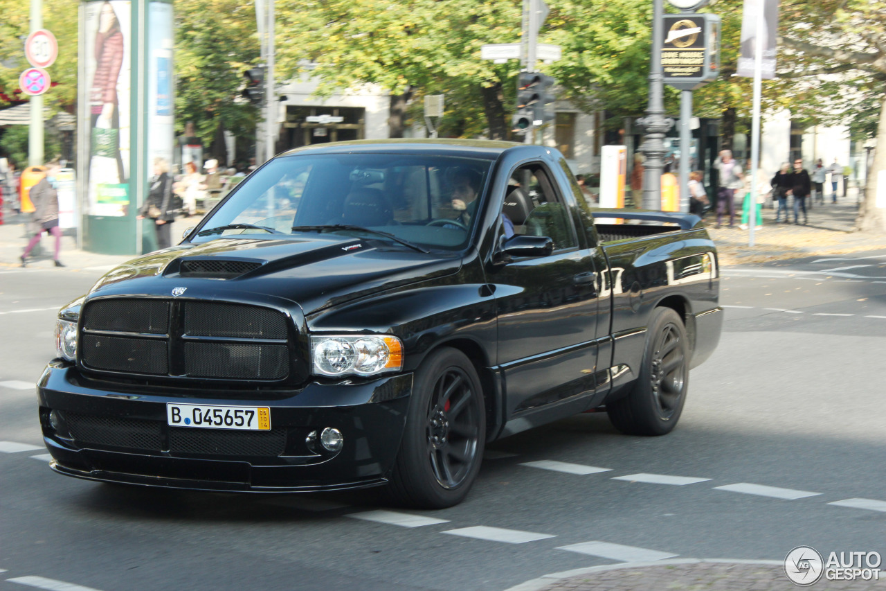 Dodge RAM SRT-10