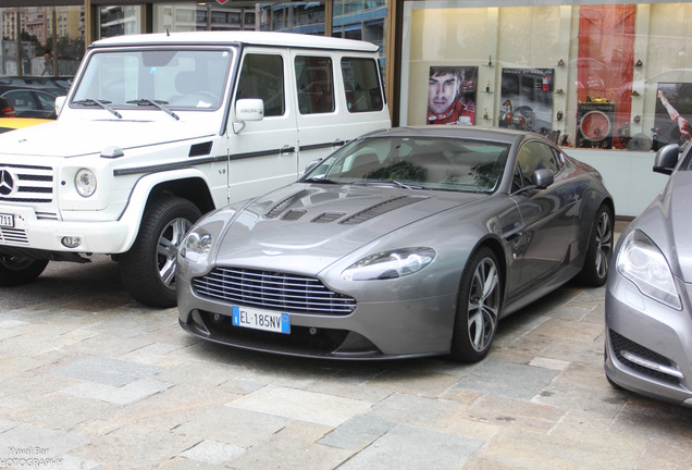 Aston Martin V12 Vantage