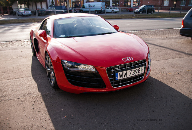 Audi R8 V10