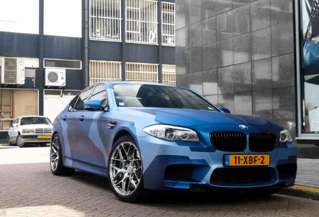 BMW M5 F10 2011