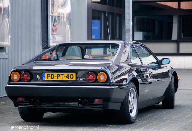 Ferrari Mondial 3.2