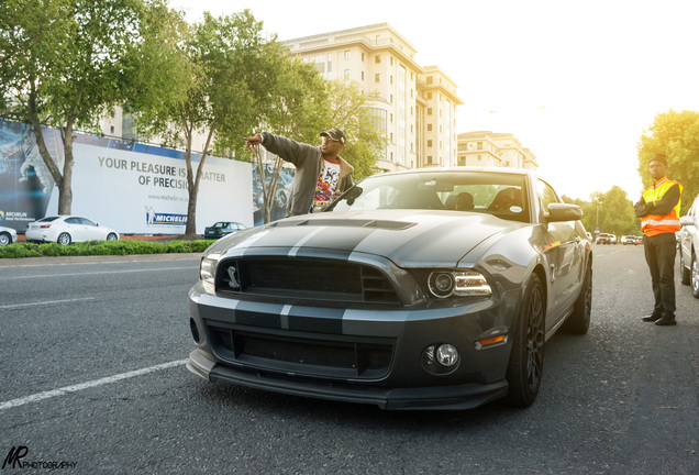 Ford Mustang Shelby GT500 2013