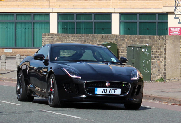 Jaguar F-TYPE R Coupé