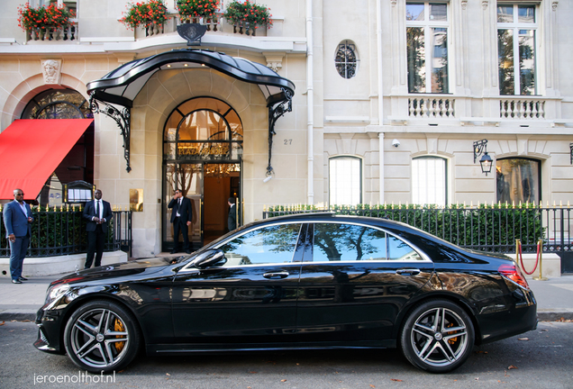 Mercedes-Benz S 63 AMG V222