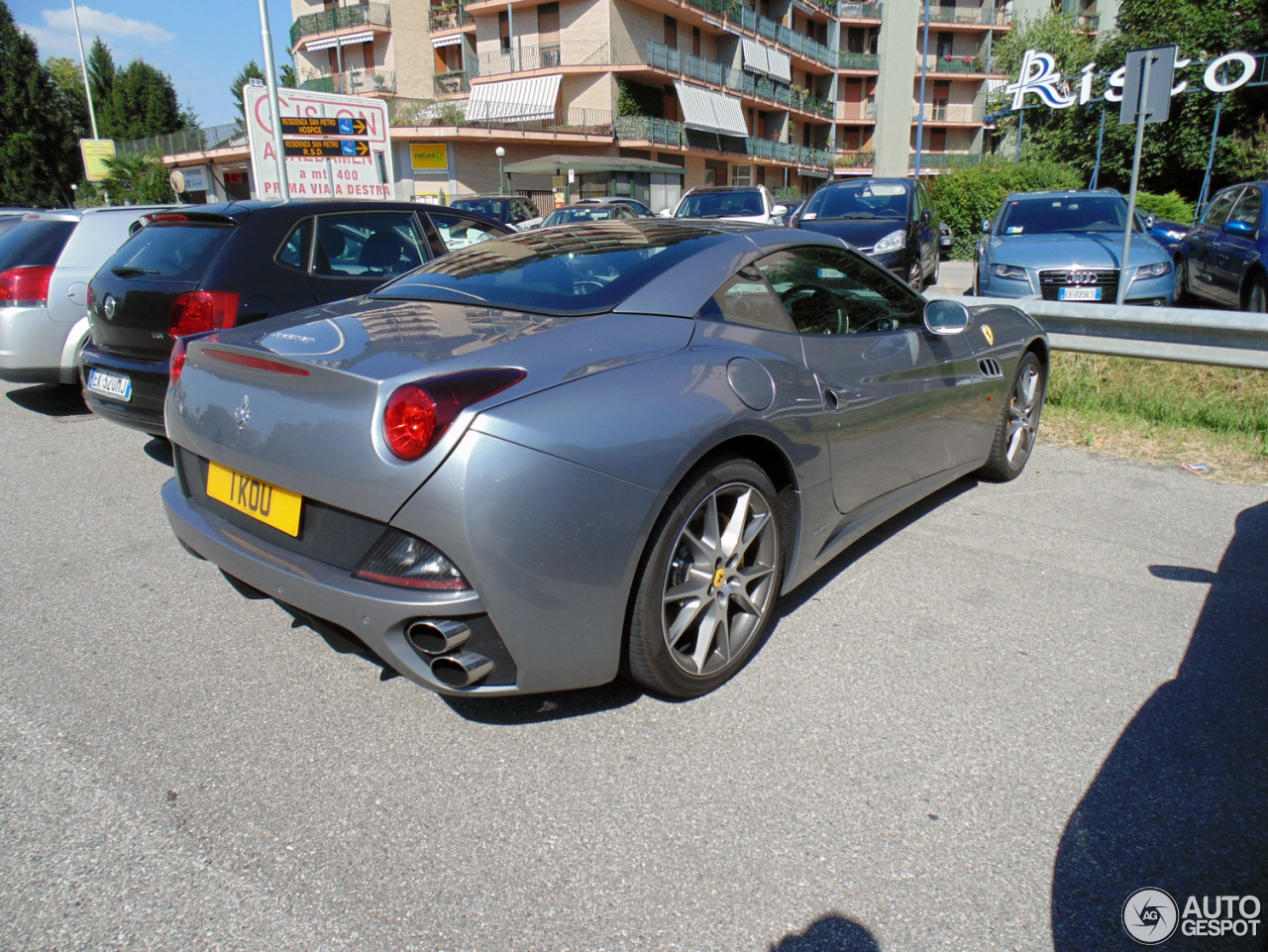 Ferrari California