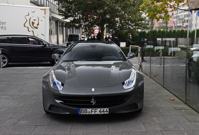 Ferrari FF