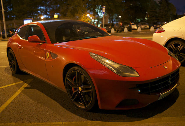 Ferrari FF