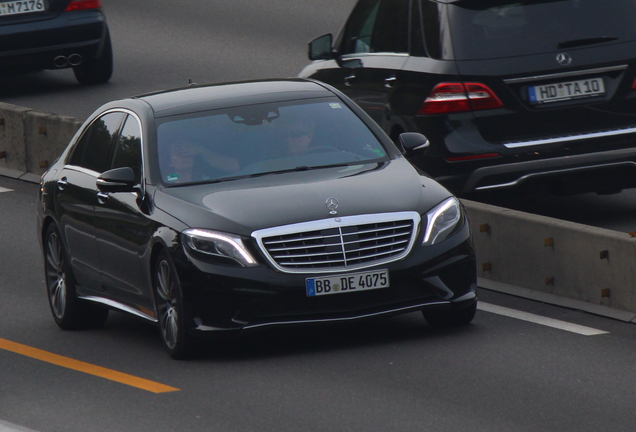 Mercedes-Benz S 63 AMG V222