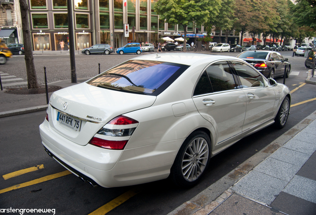 Mercedes-Benz S 63 AMG W221