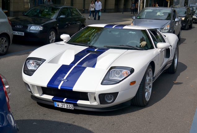 Ford GT