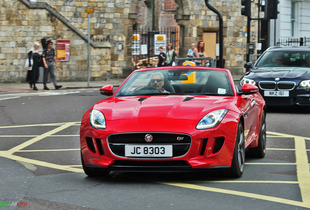 Jaguar F-TYPE S Convertible