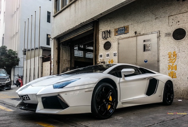 Lamborghini Aventador LP700-4