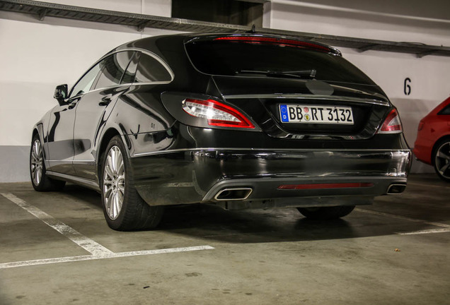 Mercedes-Benz CLS-Klasse X218 Shooting Brake 2014