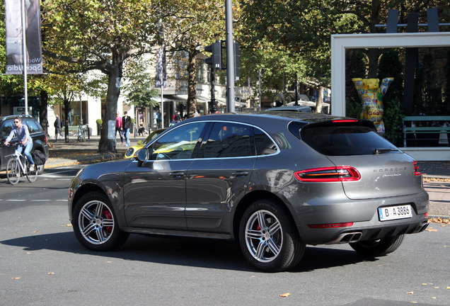 Porsche 95B Macan Turbo