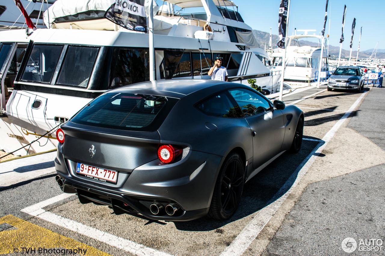 Ferrari FF