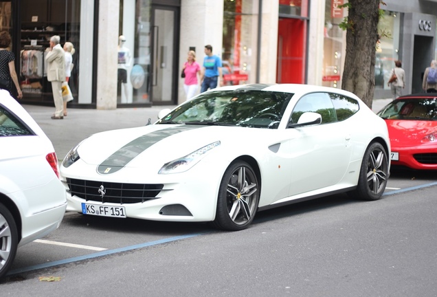 Ferrari FF