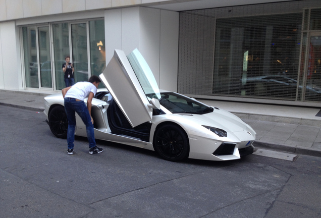 Lamborghini Aventador LP700-4