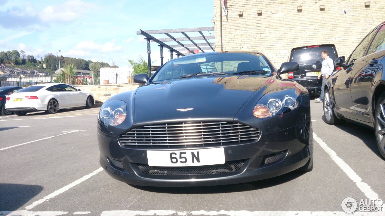 Aston Martin DB9