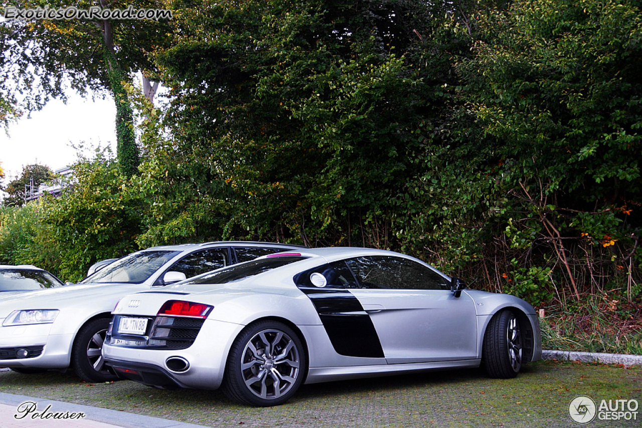 Audi R8 V10