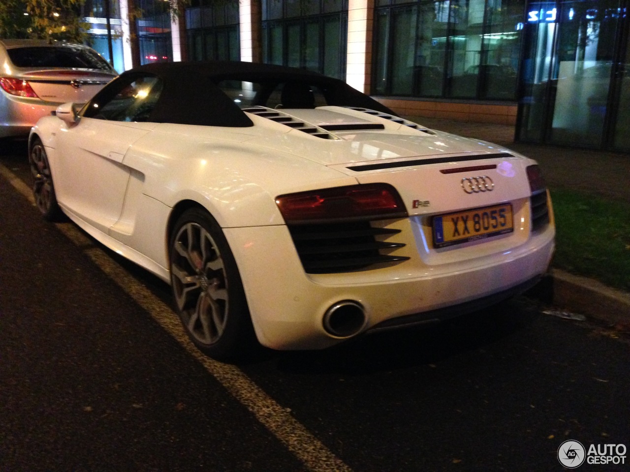 Audi R8 V10 Spyder 2013