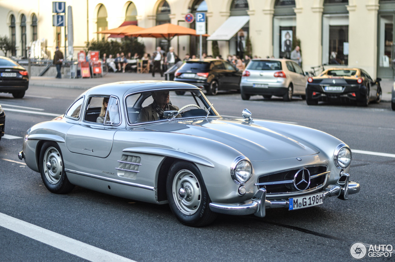 Mercedes-Benz 300SL Gullwing