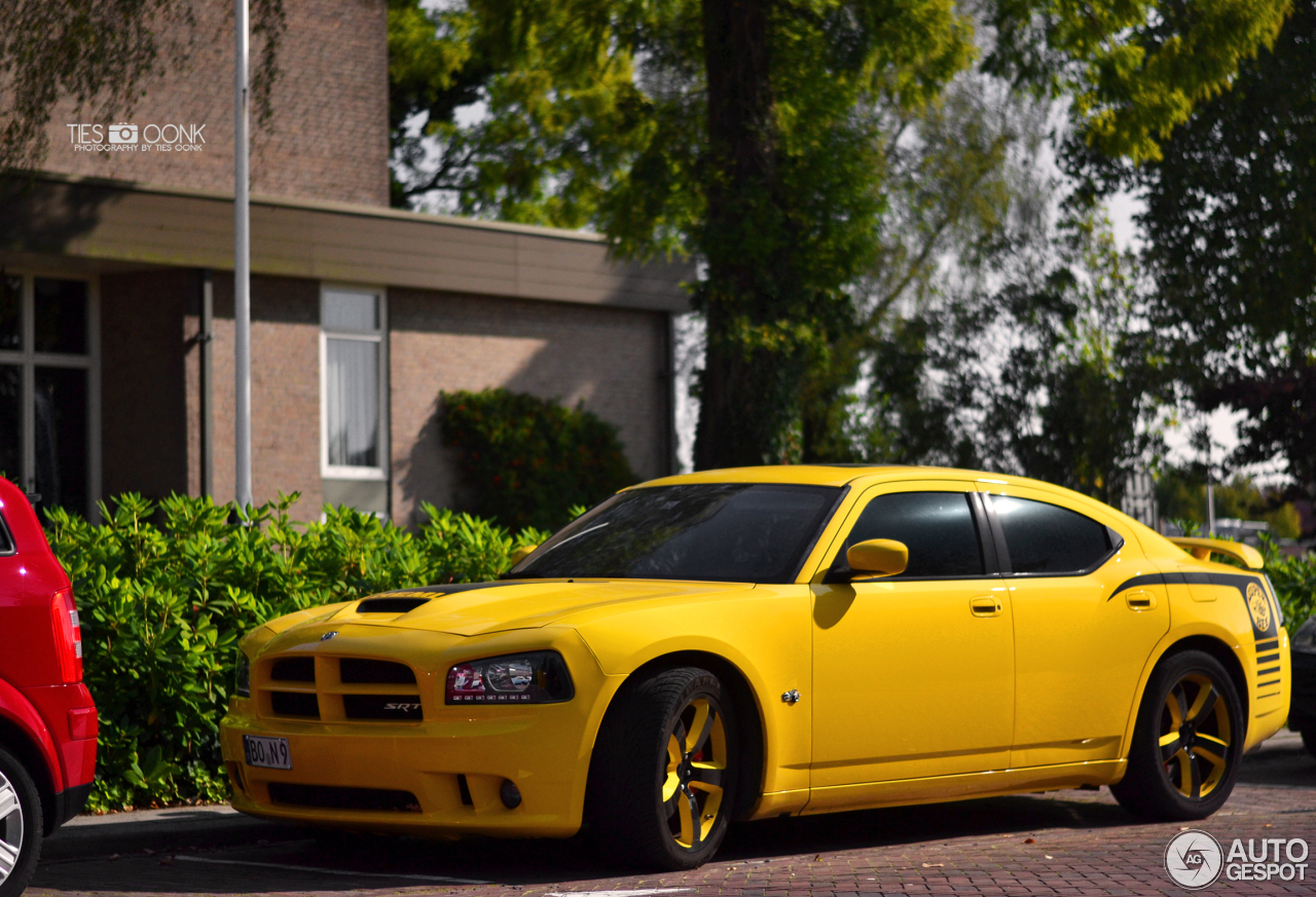 Dodge Charger SRT-8 Super Bee