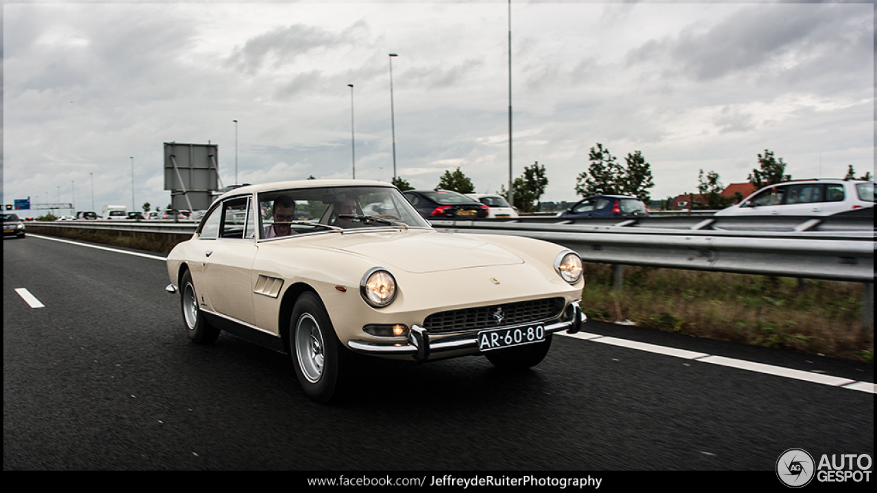 Ferrari 330 GT 2+2 Series II