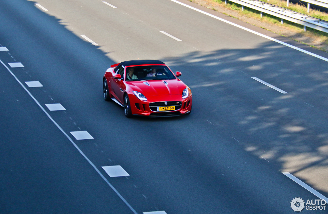 Jaguar F-TYPE S V8 Convertible