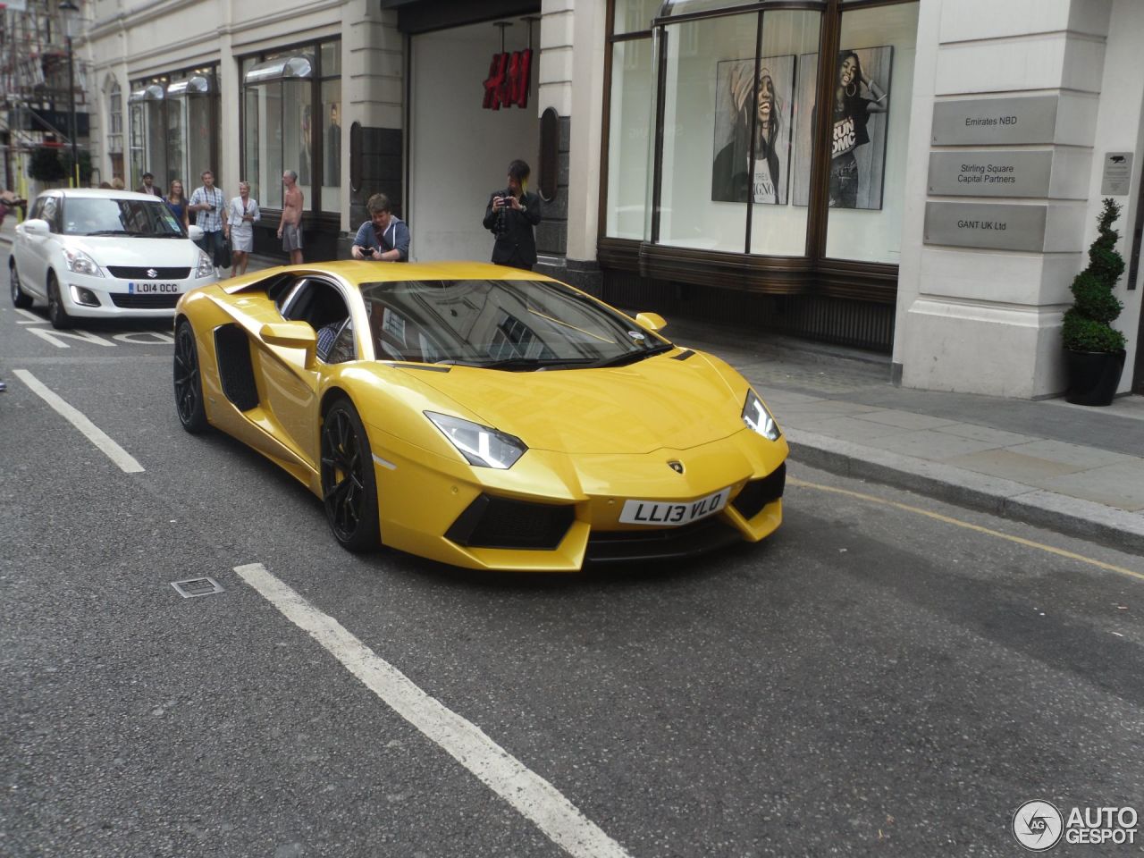 Lamborghini Aventador LP700-4