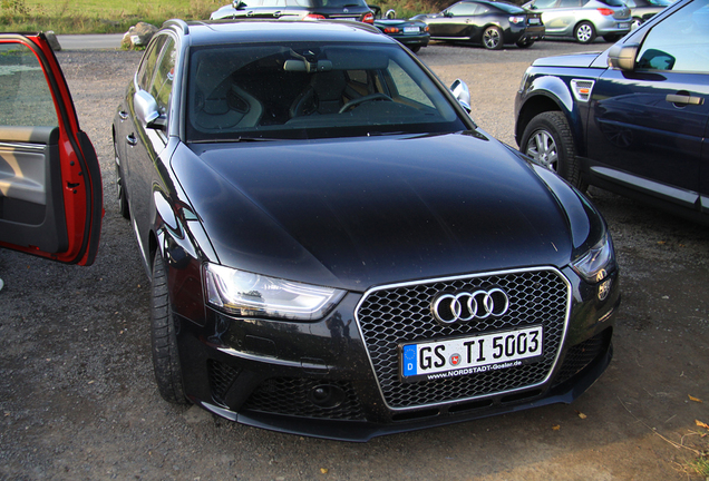 Audi RS4 Avant B8