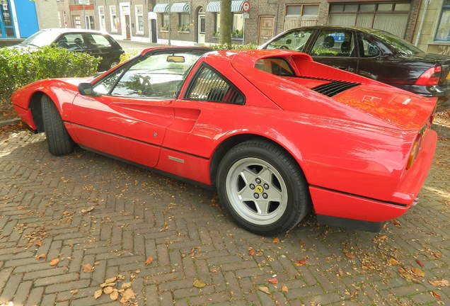 Ferrari 328 GTS