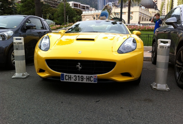 Ferrari California