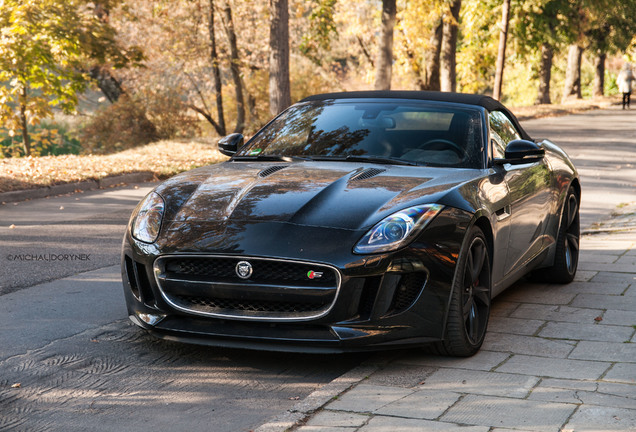 Jaguar F-TYPE S Convertible