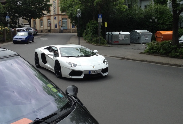 Lamborghini Aventador LP700-4