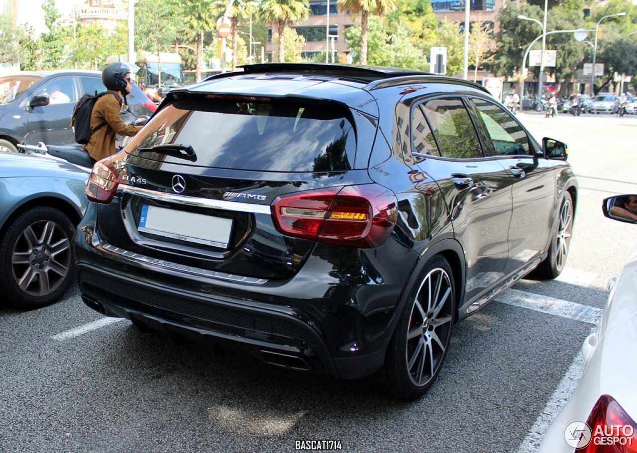 Mercedes-Benz GLA 45 AMG X156