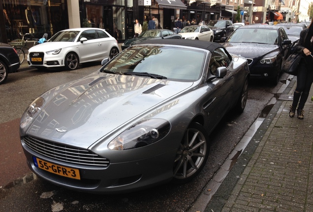 Aston Martin DB9 Volante