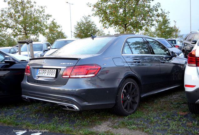 Mercedes-Benz E 63 AMG S W212