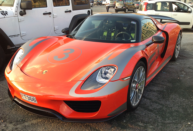 Porsche 918 Spyder Weissach Package