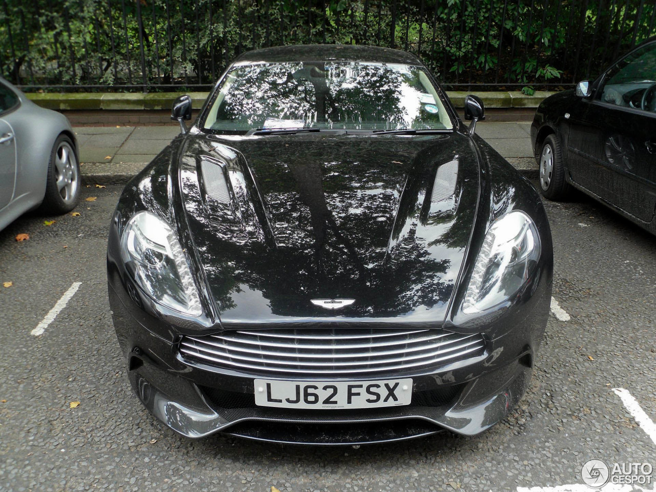 Aston Martin Vanquish 2013